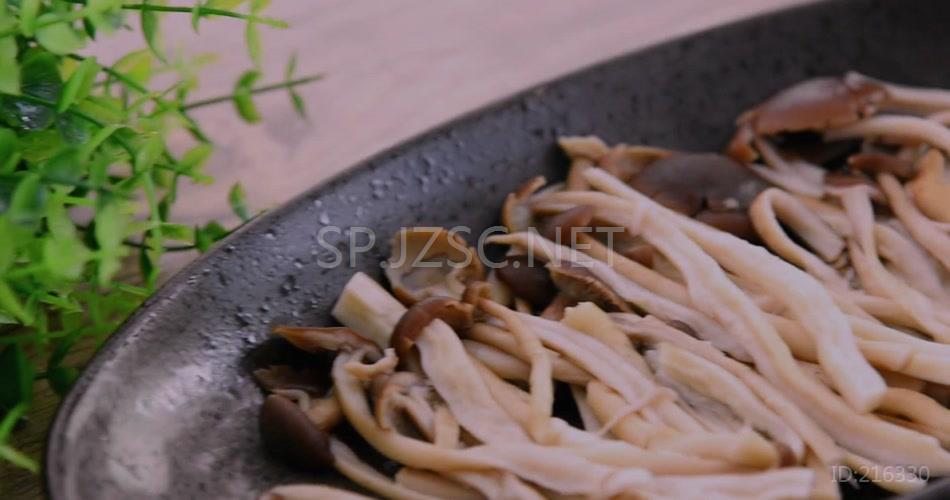 茶树菇炒肉超清无水印美食视频